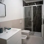 17 Nevoso Palace * 밀라노
